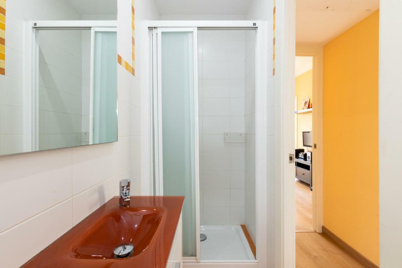 Housalia Guell & Gracia Apartament Barcelona